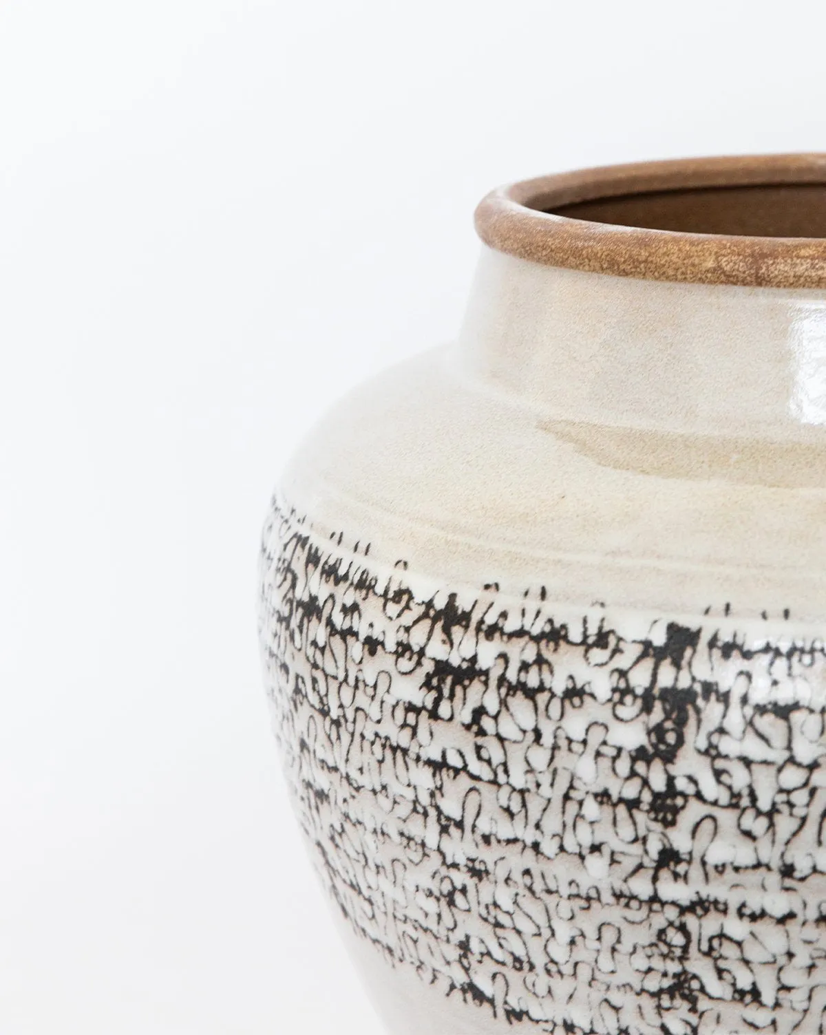 Osaka Urn
